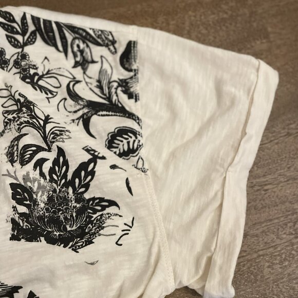 Black&Cream Colored, V-Neck Short-Sleeve Top- Pre Loved Anthroplogie - Picture 5 of 12